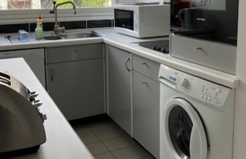 Sevres Apartamento | T2 Vue Imprenable à Sèvres au 8e Étage