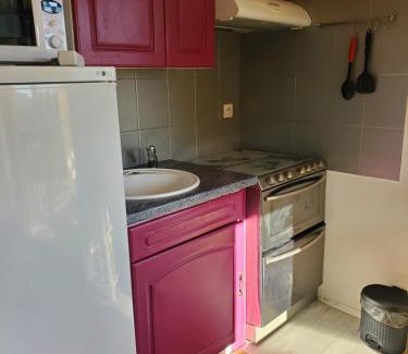 Saint-Pierre-la-Mer Apartamento | T2 vue mer avec parking privé