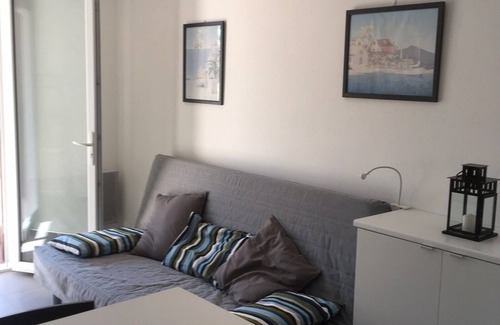 Port-la-Nouvelle Casa | T2 con patio, a 100 metros de la playa. Zona tranquila y cerca de las tiendas (clasificados 3 *)