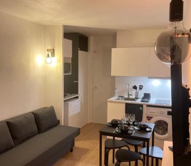 Bussy-Saint-Georges Apartamento | T2D Apartment - Suite UR proche Disneyland Paris