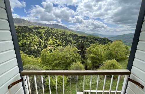 Saint-Jacques-des-Blats Apartamento | Apartamento Saint-Jacques-des-Blats, 2 dormitorios, 8 personas