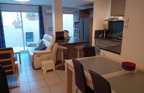 La Farlede Apartamento | T3 apartment in town center, supermarkets 100 m. ideal couple 2 children