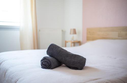 Saint - Martin - du - Touch Apartamento | T3 avec terrasse et parking, à proximité de l'Aéroport et d'Airbus