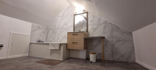 Charleville-Mezieres Apartamento | T3 centre rénové 50 m2 confort !