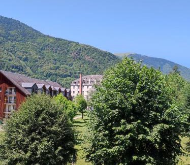 Bagneres-de-Luchon Apartamento | T3 cosy au Jardin du Ramel