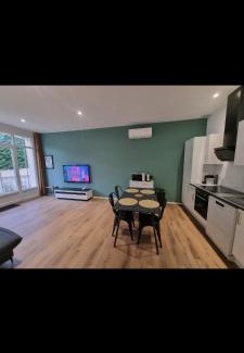 Giroussens Apartamento | T3 de 60 M2 avec parking à 3 min de l autoroute