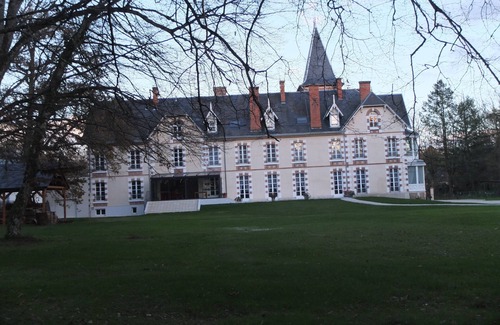 Neuvy-sur-Barangeon Apartamento | duplex T3 en castillo de Sologne