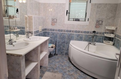 Sartene Apartamento | T3 fully equipped in quiet villa 5 min walk from town center