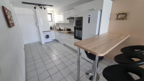 Centre-Ville Apartamento | T3 le cristal St Pierre 300m de la plage
