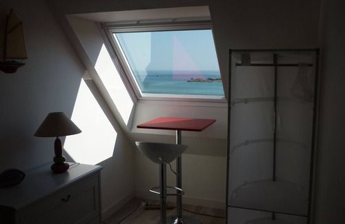 Trevou-Treguignec Apartamento | T3 triplex, 2 dormitorios, jardín y vistas panorámicas al mar