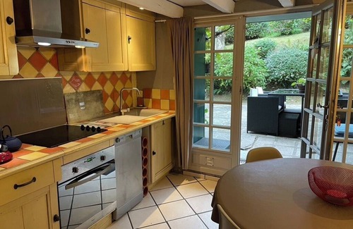 Urrugne Apartamento | T3 with terrace and garden between sea and mountains