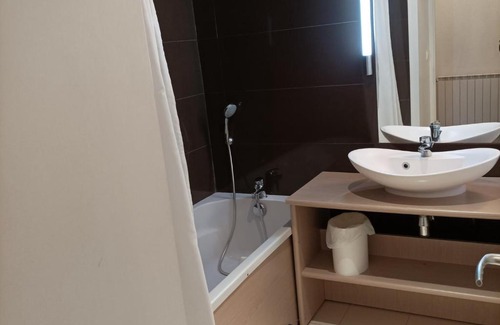 Jausiers Apartamento | T4 duplex, piscine chauffée, WiFi, animaux acceptés - FR-1-165B-28