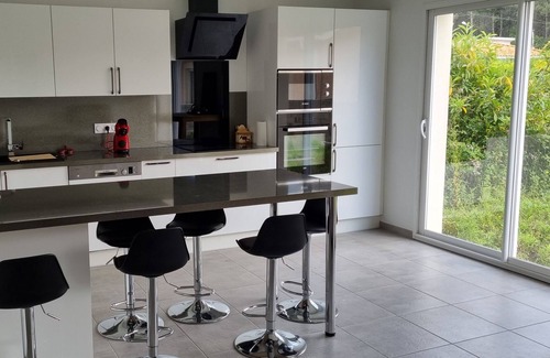 Sainte-Helene Casa | T4 house with garden 20 min from the beach