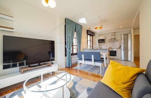 Cimadevilla Apartamento | Tabacalera Apartamento