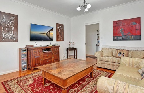 Bellbird Casa | Tabitha Hill Estate (pet friendly) close to wineries and nature