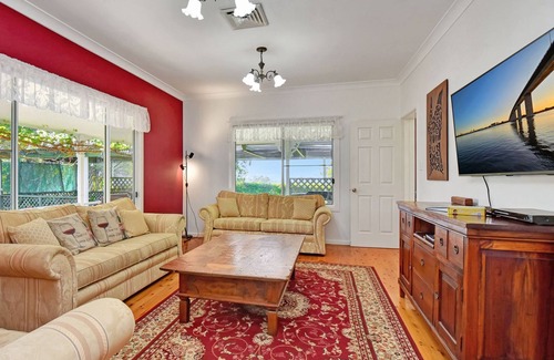Bellbird Casa | Tabitha Hill Estate (pet friendly) close to wineries and nature