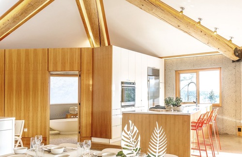 Bighorn No. 8 Chalet De Esquí | Nuestro campamento base para la aventura en Banff y las Montañas Rocosas