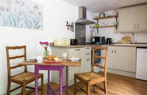 Camborne Cabaña | Tack Room a luxury Poldark retreat