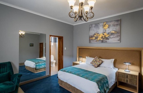Downtown Johannesburg Hotel | Tacoa Boutique Hotel