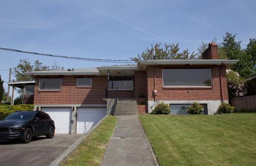 West End Casa | Tacoma Vista Retreat