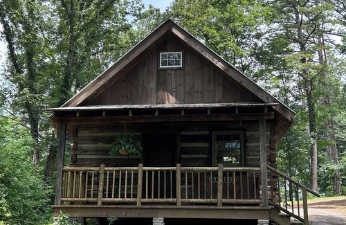 Wildwood Cabina | Tadpole Cabin at Creek Road Farm