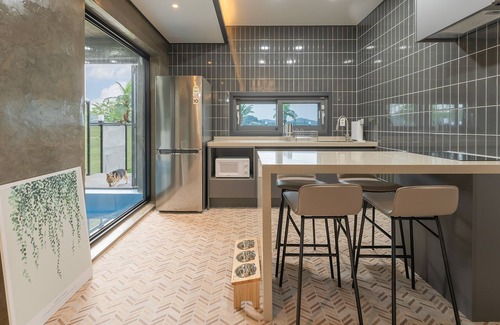 Chogaesan Casa | Taean Aloha Oe Pet Pool Villa
