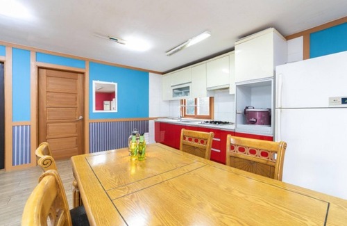 Sanha-ri Casa | Taean Hongijanggun Pension