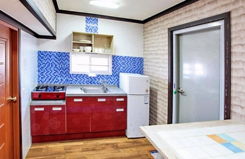 Kkotchi Casa | Taean Jangmibit Insaeng Pension
