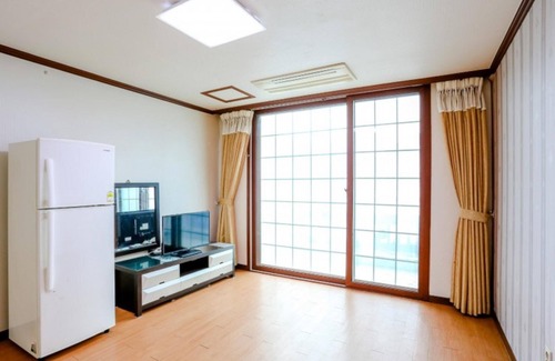 Wonbuk Casa | Taean Sinduri Park Pension