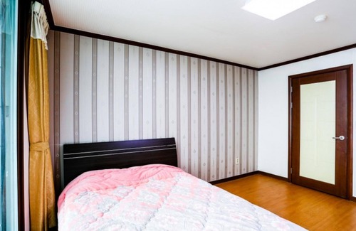 Wonbuk Casa | Taean Sinduri Park Pension