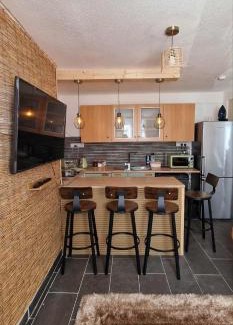 Gabalfa Apartamento | Taff Cottage - Stylish getaway by River Taff with free parking