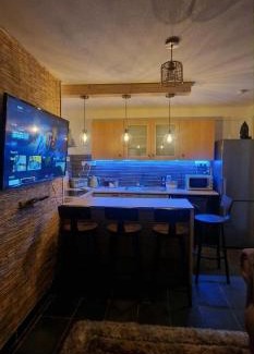 Gabalfa Apartamento | Taff Cottage - Stylish getaway by River Taff with free parking