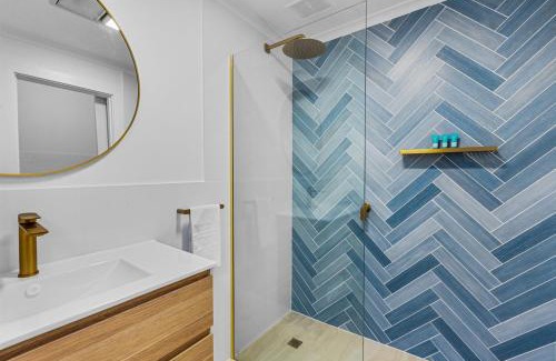 Glenelg Hotel | Taft Apartments