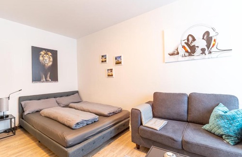 Tuttlingen Apartamento | TAGBLATTs 2-Zimmer Business Apartment