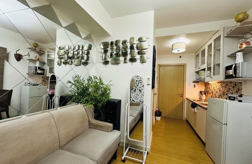 Ususan Apartamento | Taguig near Bgc 1bedroom with Balcony