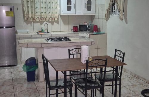 Willemstad Apartamento | Tahir & Tamir Apartment