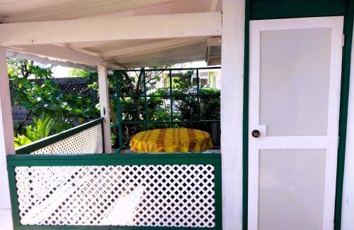 Arue Casa | TAHITI - Matavai Bay Cottage