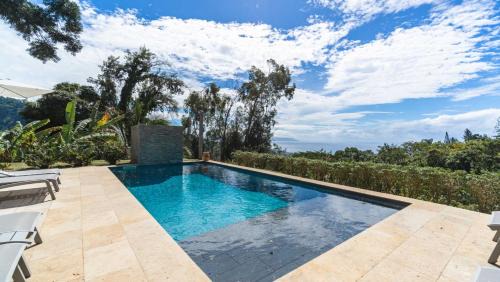 Pirae Casa | TAHITI - Villa Aorai Hills & Pool