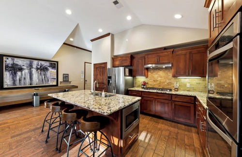 Tahoe Meadows Condominio | Tahoe Woods #304: Stateline, Gondola, Modern