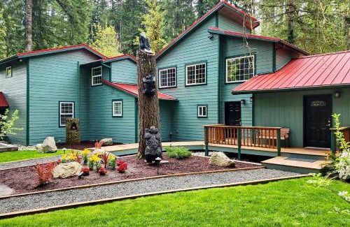 Mason County Casa | Tahuya River Lodge - Whole Property