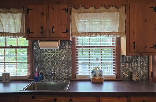 West Alton Casa | Taigh Loch - Lake Region Retreat!