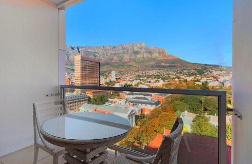 Bo'Kaap Apartamento | Taj 2 bed Suite - deluxe hotel suite with lounge, kitchen & stunning Table Mtn views