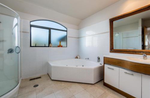 Narrow Neck Casa | Takapuna Bay