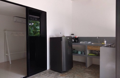 Playa Hermosa Cóbano Casa | Take a break and unwind at this peaceful oasis.