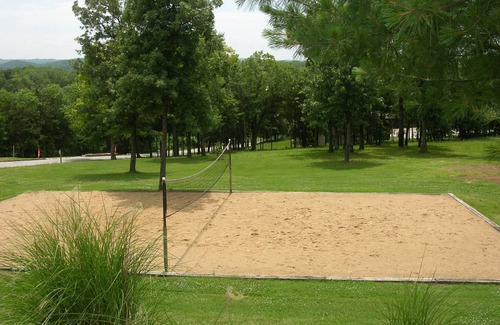 Branson Condominio | Take A Holiday 2 Bedroom Condo by RedAwning