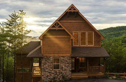 Sevierville Cabina | Take A Paws - 3 Bedrooms, 3 Baths, Sleeps 8 1 Cabin by Redawning
