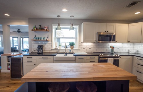 Camdenton Casa | Take in Million dollar views with the Screened in Porch and OFP.