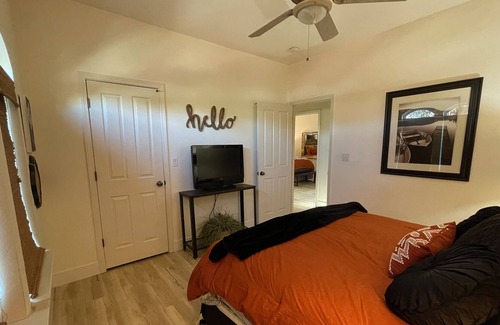 Springville Villa | Take it easy at this unique and tranquil getaway!
