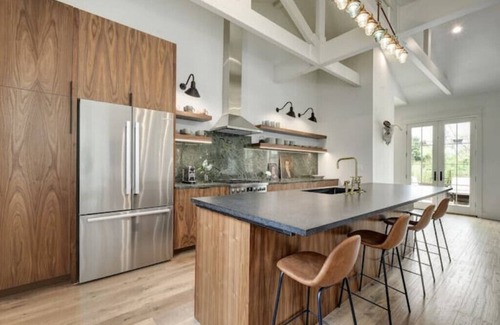 MLK Casa | Take me to church!