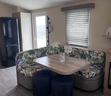 Newquay Casa | Take me to the beach at J&S caravan holidays Newquay Bay resort